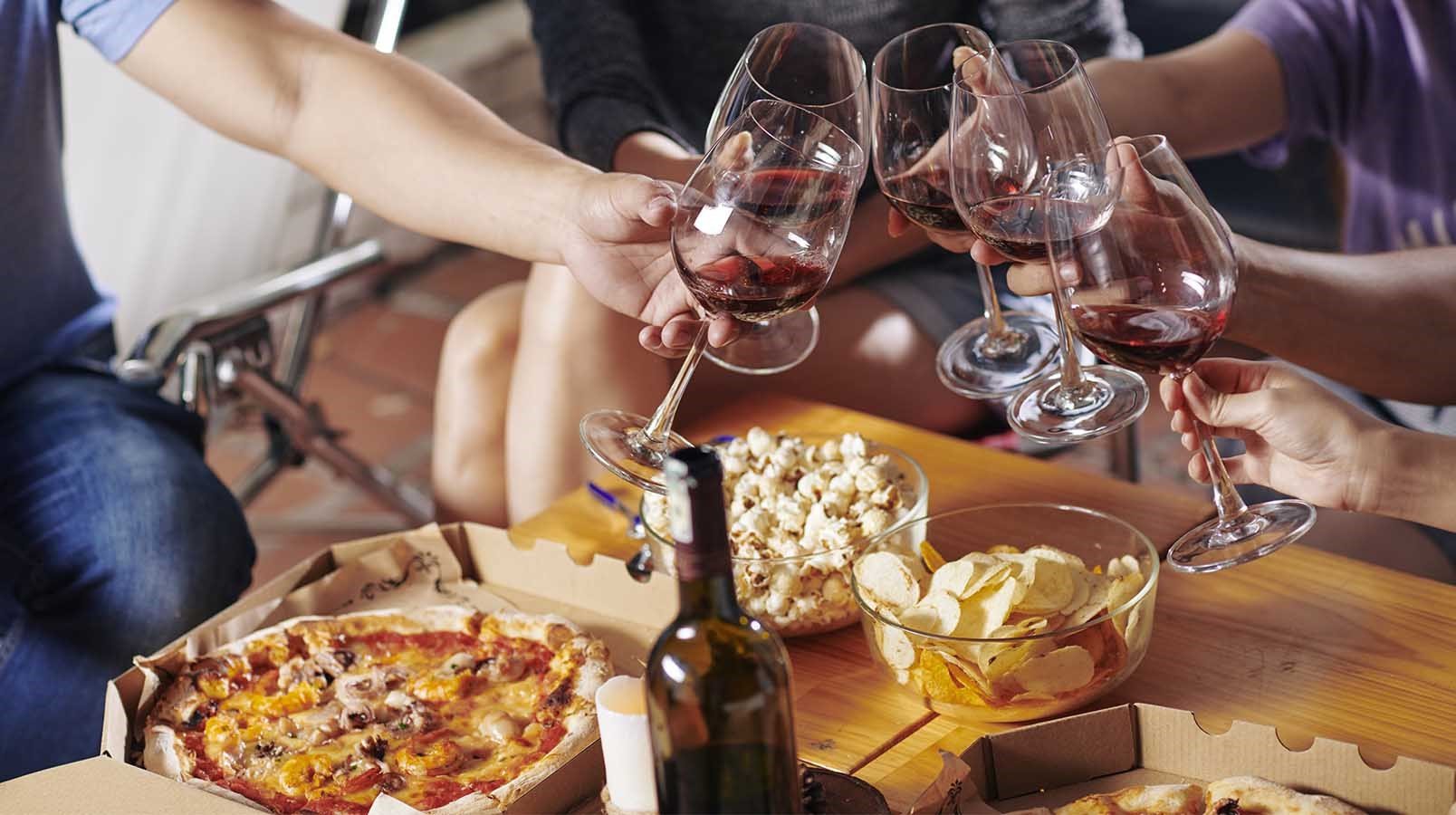 take away pizza y vino marques de teran